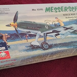Monogram 4-Star Classic PA74-98, ©1962 Me109E Messerschmitt.
