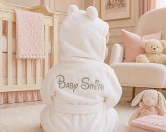 Gepersonaliseerde babybadjas, geborduurde kamerjas met aangepaste naam, witte babybadjas, cadeau babymeisje, luxe babykameroutfit, naambadjas, cadeau babyjongen