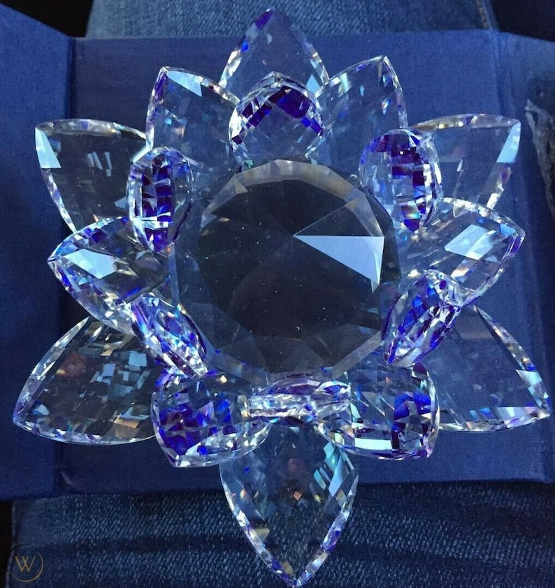 Glass Crystal Lotus Flower Tea Light Holder Blue image 2