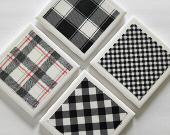 Buffalo Print Coasters - North Woods Cabin Coasters - Farmhouse Style Coasters Set - Set om 4 - Söta Coasters - Svartvita Rutor