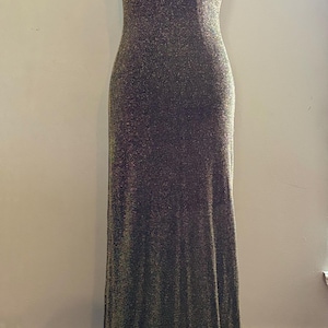 Vestido de noche vintage de los años 70 y 80 con cuello halter: negro y dorado de lúrex (talla M)