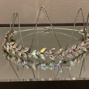 Tiara de diamantes de imitación de cristal: tocado de novia iridiscente, corona de reina hecha a mano, tiara de boda bohemia