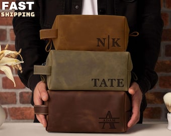 Groomsmen Gifts, Leather Dopp Kit, Groomsmen Proposal, Custom Wedding Gifts, Leather Toiletry Bag, Gift for Him, Personalized Gifts For Men