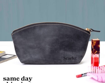 Travel Capacity Cosmetic Bags for Women, Womens Dopp Kit, Personalized Toiletry Bag for Her, Bridesmaid gifts,leather dopp kit,gifts for mom