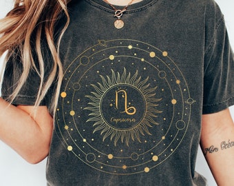 Comfort Colors Capricorn Zodiac Vintage Tee, Oversized Trendy Celestial Capricorn Astrology T Shirt, Zodiac Capricorn Birthday Gift Idea