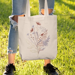Boho Pressed Flowers Canvas Tote Bag, Cottage Core Floral Tote Bag, Farmers Market Reusable Bag, Gardner Lovers Gift Idea, Wildflower Tote