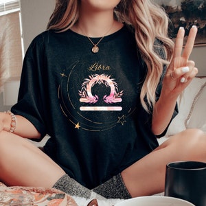 Cadeaus weegschaal, verjaardagscadeau weegschaal, shirt astrologie, shirt geboortemaand, weegschaal, geboortebloem cadeau, cadeau sterrenbeeld, shirt weegschaal, tarotshirt