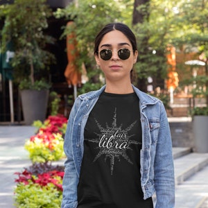 Comfort kleuren weegschaal sterrenbeeld vintage T-shirt, shirt astrologie, shirt geboortemaand, weegschaal, geboortebloem cadeau, sterrenbeeld cadeau, shirt weegschaal