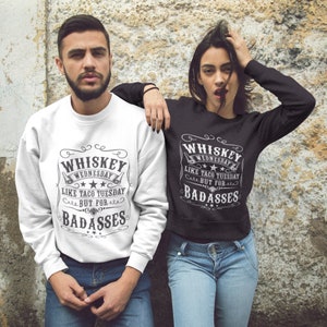 Felpa con scritta "Sarcastic Whiskey": regalo per gli amanti del whisky immagine 2