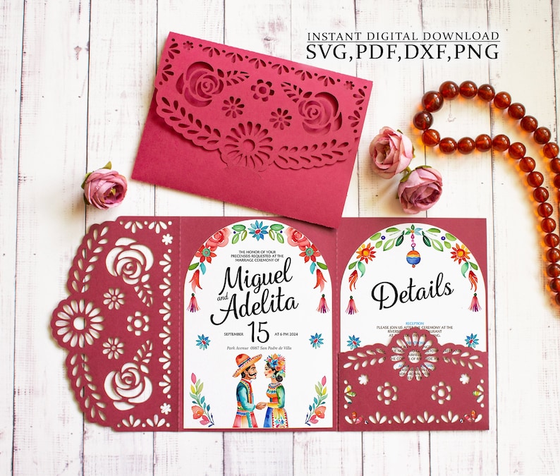 Puede incluir: Una invitaci&oacute;n de boda roja con un dise&ntilde;o recortado con flores y un borde floral. La invitaci&oacute;n es para la boda de Miguel y Adelita el 15 de septiembre. La invitaci&oacute;n incluye detalles sobre la ceremonia y la recepci&oacute;n de la boda.