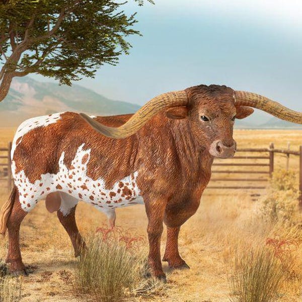 Model Texas Longhorn Bull Cattle Plastic Toy Figure for Farm Dioramas