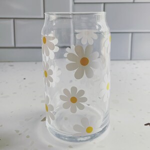 Daisy Can Glass: Iced Coffee, Tea, Chilled Drink (Optional Bamboo Lid & Straw)