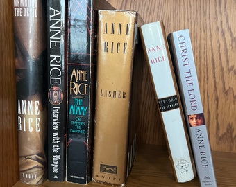 Lot 7 books: Mummy, Christ the Lord, Vittorio Vampire, Lasher, Memnoch, Interview with vampire, Taltos by Anne Rice