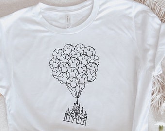 Camisa de castillo y globo de Disney, camisa de castillo y globo de Mickey, camisa de Disneyland, camisa de viaje de Disney, camisa de Disney World, camisa de Disney