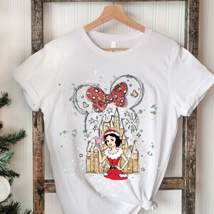 Snow White Christmas Shirt, Disney Princess Christmas shirt, Disney Snow white Shirt, Disneyland Shirt, Magic Kingdom Shirt