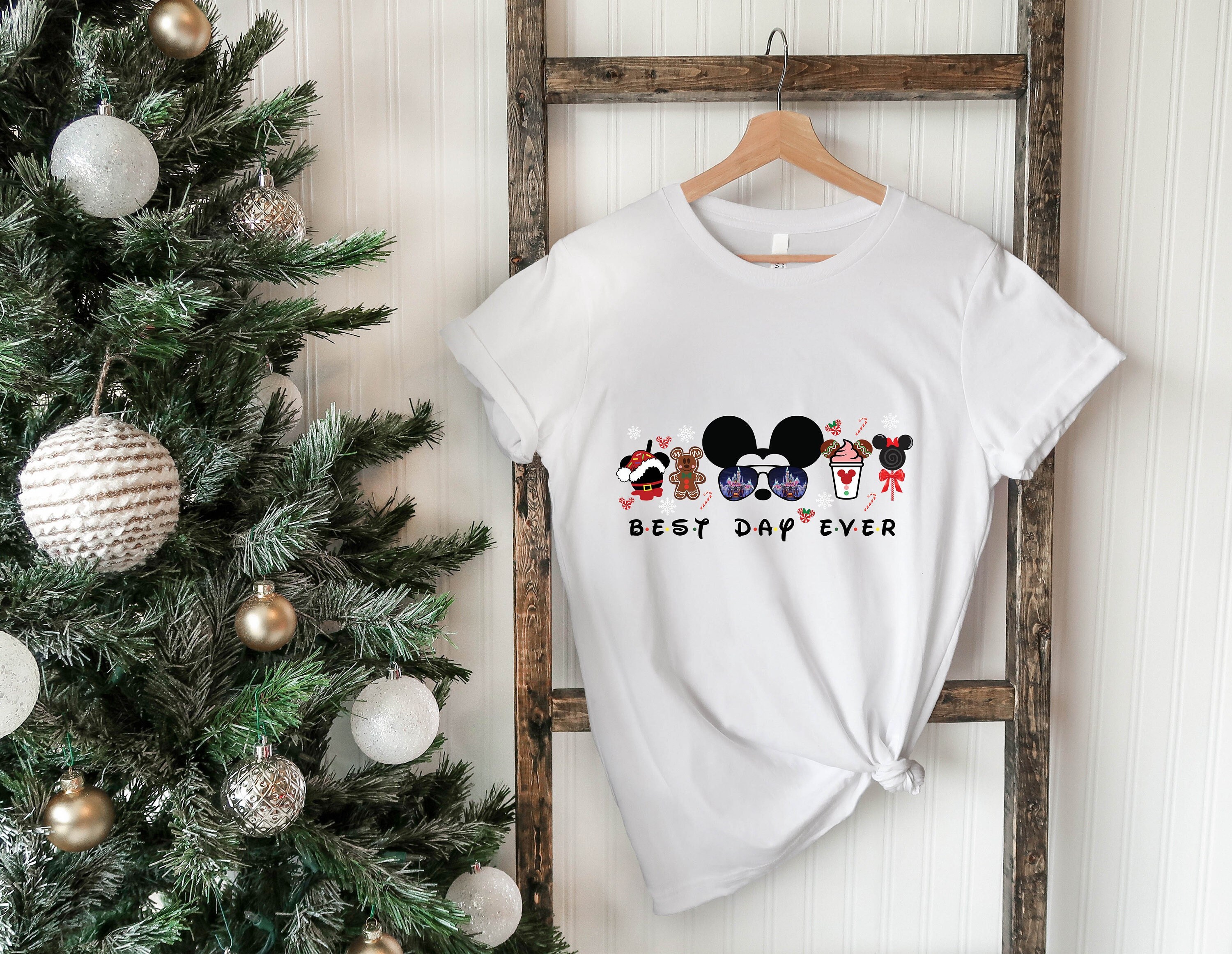 Discover Mickey Best Day Ever Weihnachtsshirt, Mickey Christmas Snacks T-Shirt