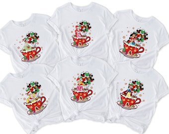Camiseta navideña de princesas de Disney, camiseta navideña de princesas, camiseta navideña de princesas de Disney, camiseta navideña de Disney.