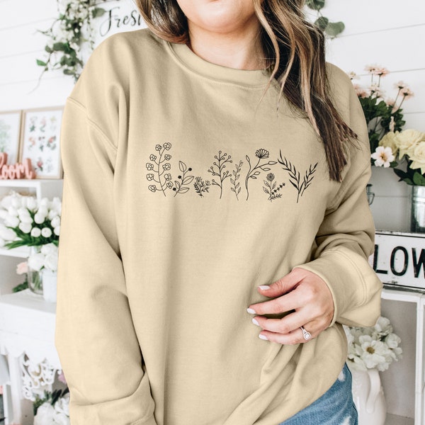 Wildflowers Print Floral Sweatshirt, Vintage Botanical Plants Flower Sweatshirt, Minimalist Nature Lover Womens Sweater Gift for Plant Lover