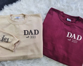 Custom Dad Sweatshirt, Personalised Embroidered Date With Name Crewneck Jumper, Custom Sleeve Written Kids Names Sweater, XS-4XL Sizes Top