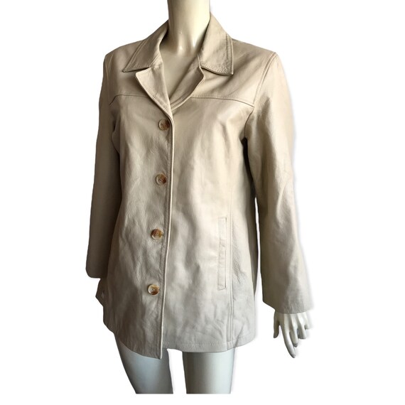 Cream store color jacket