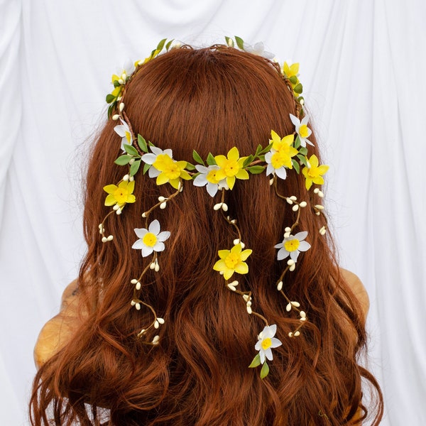 Daffodil spring flower crown, fairy crown, fairy flower crown, daffodil hair accessory, spring bridal crown, yellow white flower crown