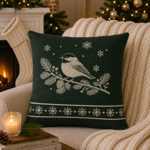Waldgrün Vogel gewebtes Kissen | Skandinavisches Winter-Vogel-Kissen | Nordische Bauernhaus Weihnachtsdeko | Gemütliches Urlaub Dekokissen | Vogelliebhaber