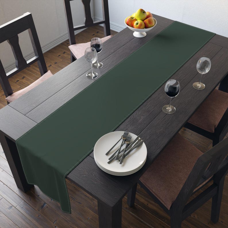 Camino de mesa verde bosque liso / Camino de mesa minimalista de algodón y poliéster / Decoración de comedor estilo casa de campo / Decoración de mesa de boda / Camino de mesa verde oscuro imagen 12