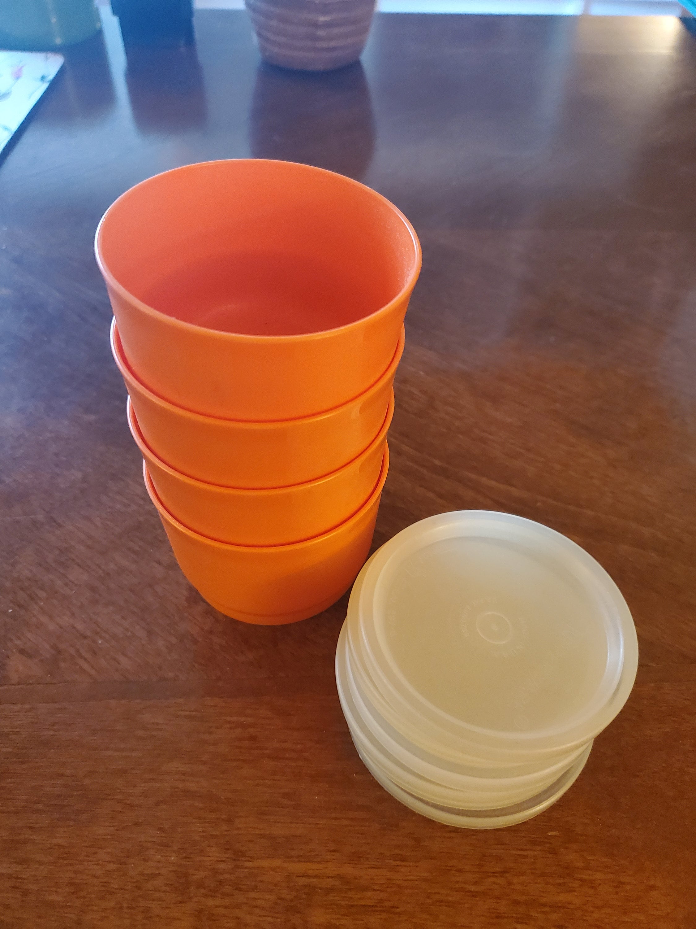 10 boites Tupperware empilables couvercles orange – Luckyfind