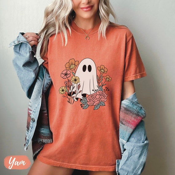 Retro Halloween Ghost T-Shirt, Wildflower Boho HalloweenShirt, Cute-Spooky Season, Autumnal Ghost Pullover, Ghostly Fall Gift