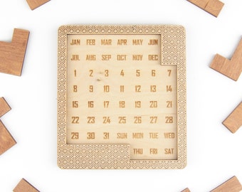 Personalizable A Puzzle A Day Wooden Calendar, Daily Mindful Exercise, Brain Teaser Challenge, Unique Puzzle, Gift for Puzzle Lover