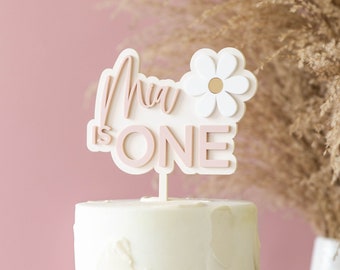 Acrylic Daisy 3D Cake Topper | Daisy Birthday Party Decor, Double Layered, Custom Personalized Name, Boho Retro Flower Groovy 1st Birthday