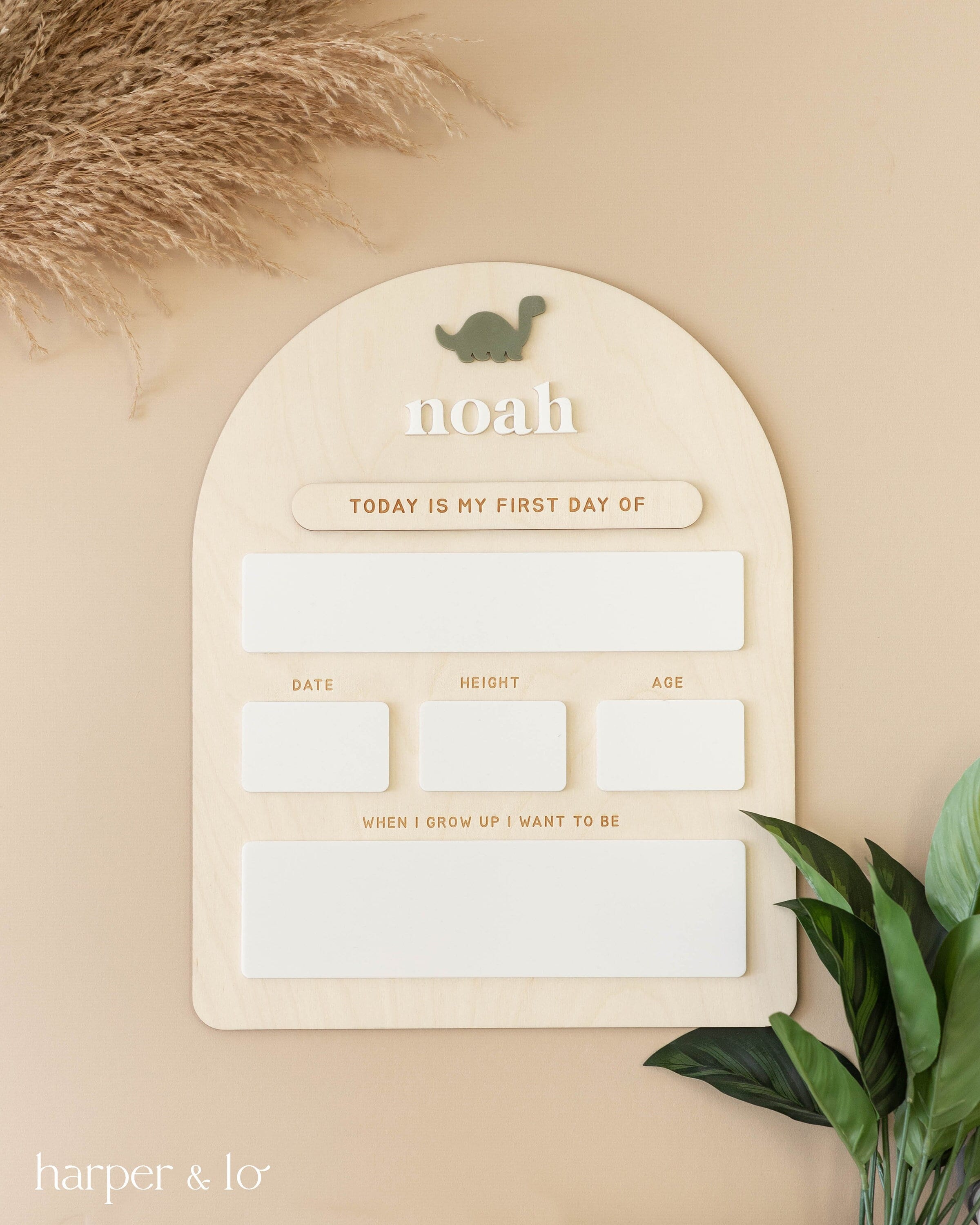 Personalized First Day of School Sign, Custom Dinosaur School Sign,Reusable Back to School Prop,First and Last Day of School Dry Erase Board