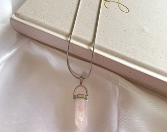 Rose Quartz Necklace: Elegance of Love in Silver