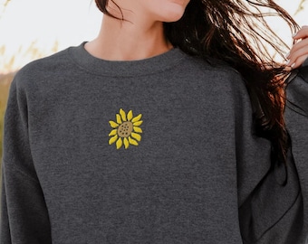 Embroidered Sunflower Sweatshirt Abstract Flower Crewneck Floral Embroidery Sweater Cottagecore Top Botanical Sweatshirt
