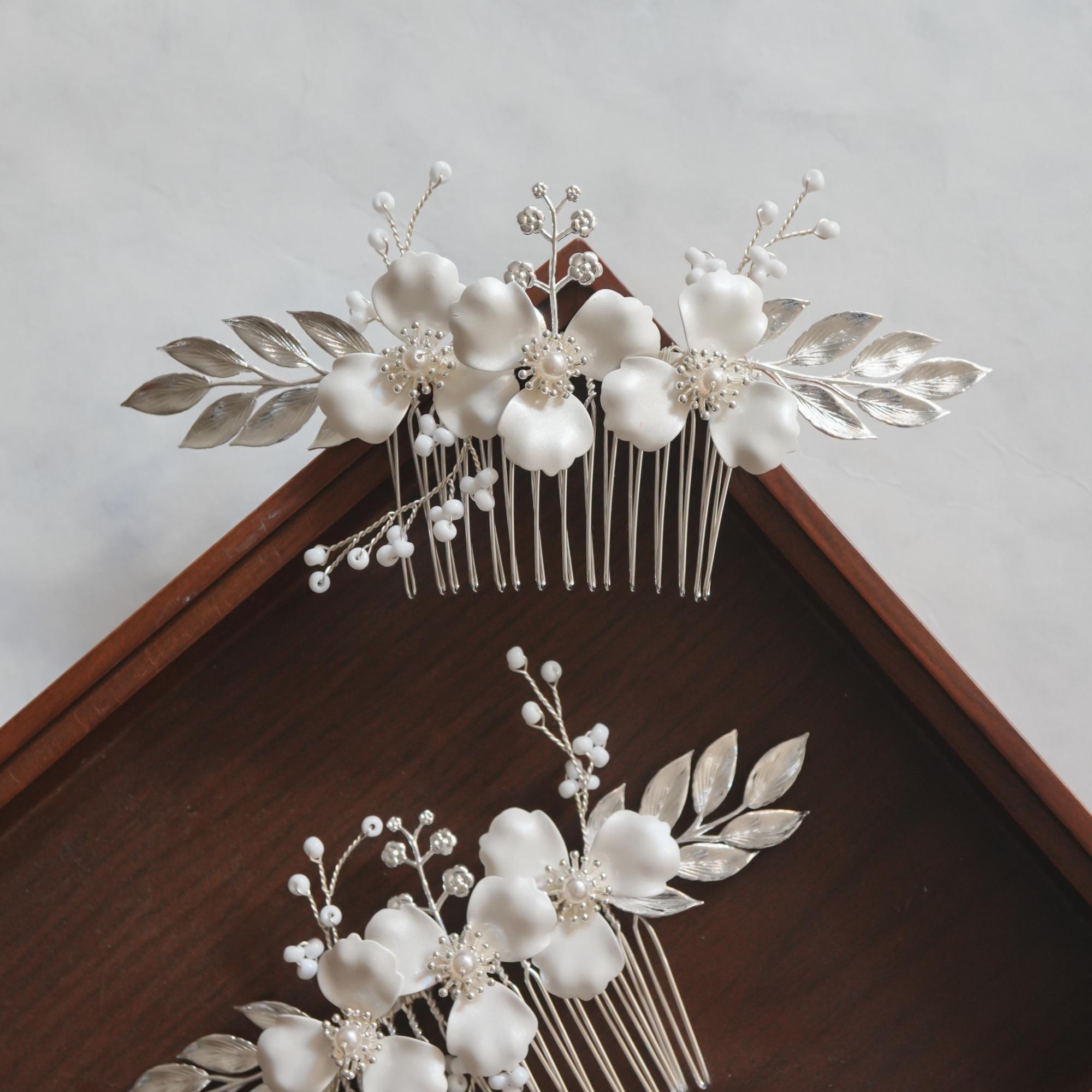 Handmade Silver Floral Bridal Hair Comb: Vintage Wedding Hairpiece Bridal headpiece, hair accessory with flowers - Double  main image 4