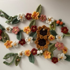 Crochet Spring Flower Garland with Bees: Handmade Wedding Decor