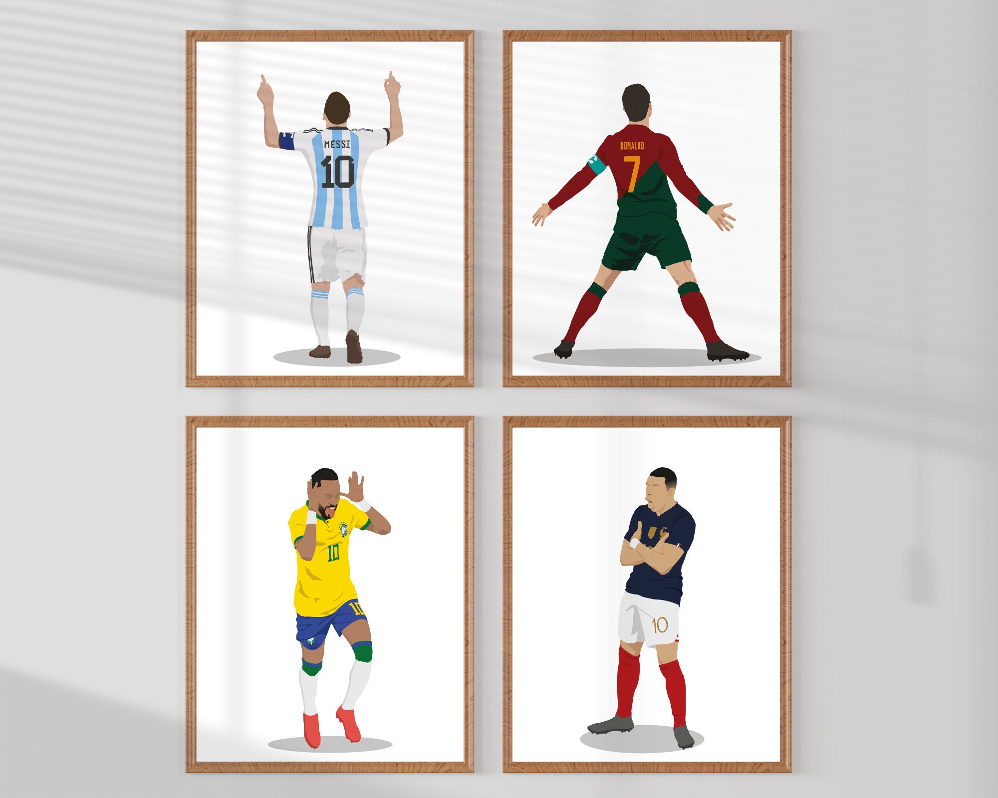 印刷可能なロナウド、メッシ、ネイマール、ムバッペのポスターセット