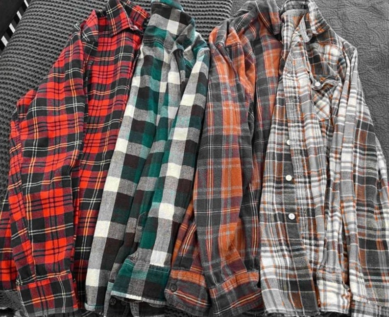 Mystery Vintage / Thrifted Flannel Shirt image 2