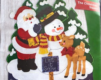 Bucilla "Christmas Squad" Felt Applique Christmas Wall Hanging Kit 89452 / 89452E ~ Santa, Snowman & Reindeer Welcome Decoration! ~ New