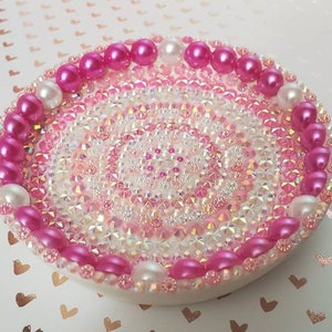 pink and white trinket jewelry dish | cute ring dish | birthdays gift idea | handmade jewelry dish | cute bathroom decor | vanity accessory