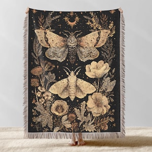 Vintage Botanical Moth Woven Blanket, William Morris Inspired Dark Academia Moth Throw Blanket, Witchy Goth Wall Tapestry, Blanket Xmas Gift