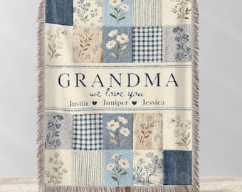 Personalized Grandma Woven Blanket, Custom Grandchildren Names Patchwork Tapestry Throw, Floral Cottagecore Gift for Nana, Gigi Gift
