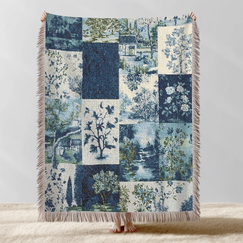 Toile de Jouy Faux Quilted Woven Blanket | Blue Cotton Tapestry Throw