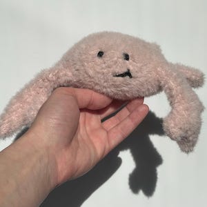 Crab Knitting Pattern | Plush Toy, Beginner Friendly (Digital PDF Download) image 3