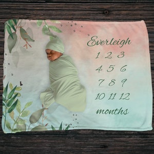 Wildflower Baby Milestone Blanket, Personalized Baby Girl Month Blanket, Vintage Style Botanical Baby Girl Blanket, Watercolor Foliage