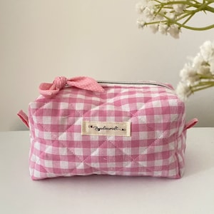 Beauty cases Pink Gingham/ Toiletry bag women quilted/Travel makeup bag /Cosmetic bag for women/ Quilted cotton make up bag/ Boxy Makeup.