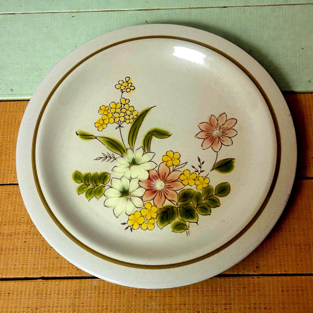 4 ~ Vintage Kingsbury Stoneware Spring Blossom Floral 10.5