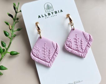 Pendientes de arcilla polimérica fucsia, pendientes de arcilla, pendientes ligeros, pendientes hechos a mano, colección de primavera, pendientes colgantes