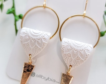 Sabina / Pendientes de arcilla / Pendientes de arcilla polimérica / Pendientes colgantes / Pendientes hechos a mano / Pendientes ligeros / Pendientes amarillo mostaza