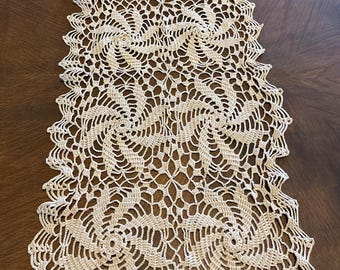 vintage crochet dresser scarf Vintage Table Runner / Dresser Scarf: Long White Crochet / Crocheted Squares & Scalloped Edge, 1940s
